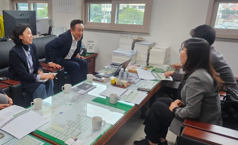 제주도의회 ‘제주 노동존중사회 의원연구포럼’ 「노동 관련 조례 총괄진단 연구」 착수보고